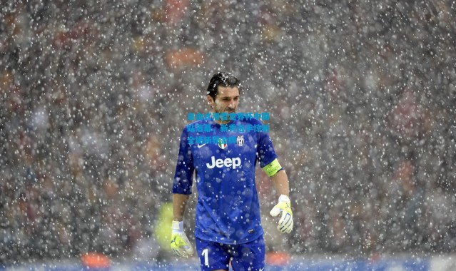 自由式滑雪世界杯中国站落幕，新秀选手惊艳全场斩获金牌