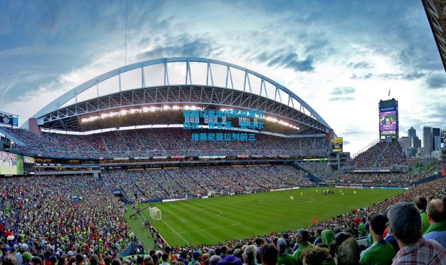 韩国记者金球奖投票引热议，登贝莱、亚马尔、维蒂尼亚位列前三